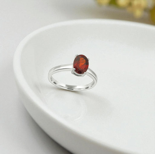 Garnet Oval Cut Silver Ring – 925 Sterling Silver, Deep Red Gemstone, Elegant Women’s Birthstone & Promise Jewelry