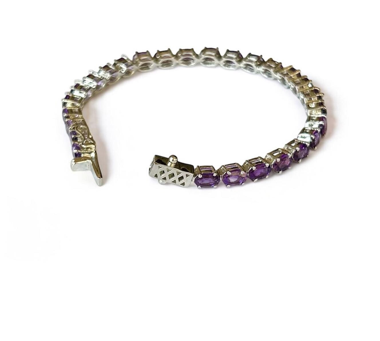 Sterling Silver Oval-Cut Amethyst Tennis Bracelet