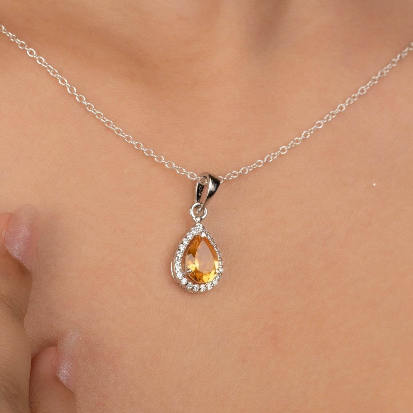 Sterling Silver Pear-Shaped Citrine Pendant Necklace with CZ Halo – Birthstone Jewelry Gift for Her