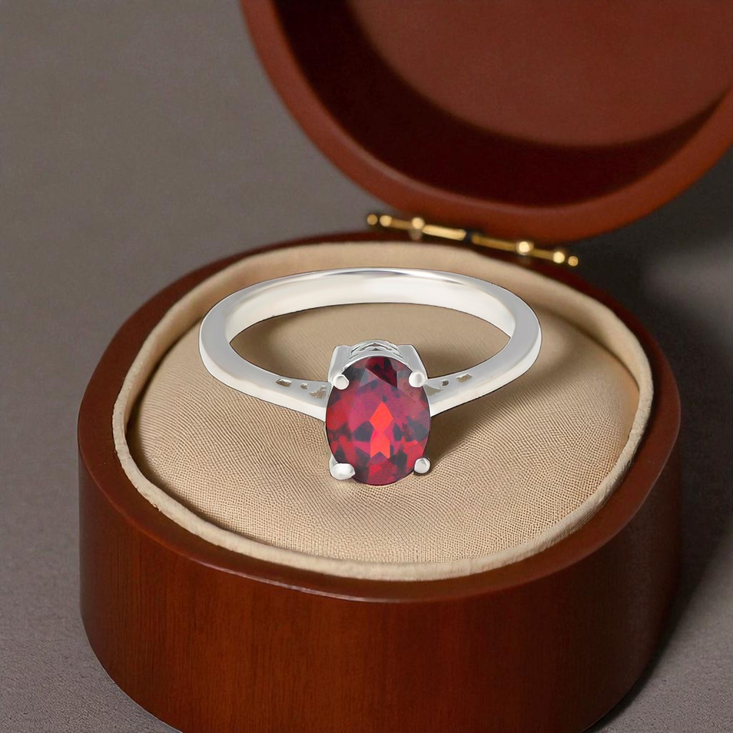 Garnet Oval Cut Silver Ring – 925 Sterling Silver, Deep Red Gemstone, Elegant Women’s Birthstone & Promise Jewelry