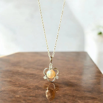Elegant Pearl & Cubic Zirconia Silver Pendant Necklace – Timeless Floral Design